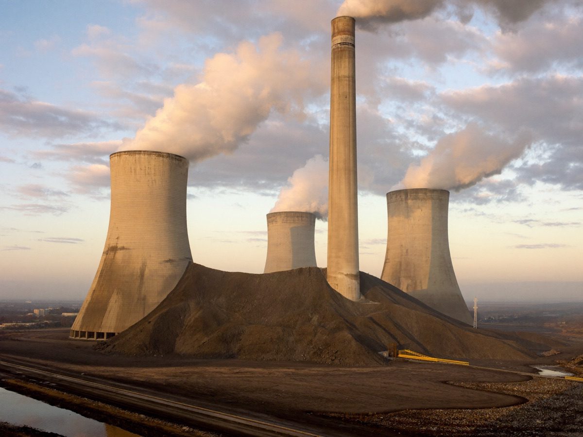 CHP plant with cooling towers
